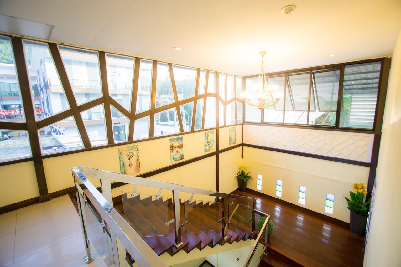 The Lephant Hotel Surat Thani Dış mekan fotoğraf